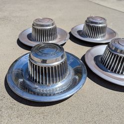 1969 Chevy Camaro rally caps, stock, 4