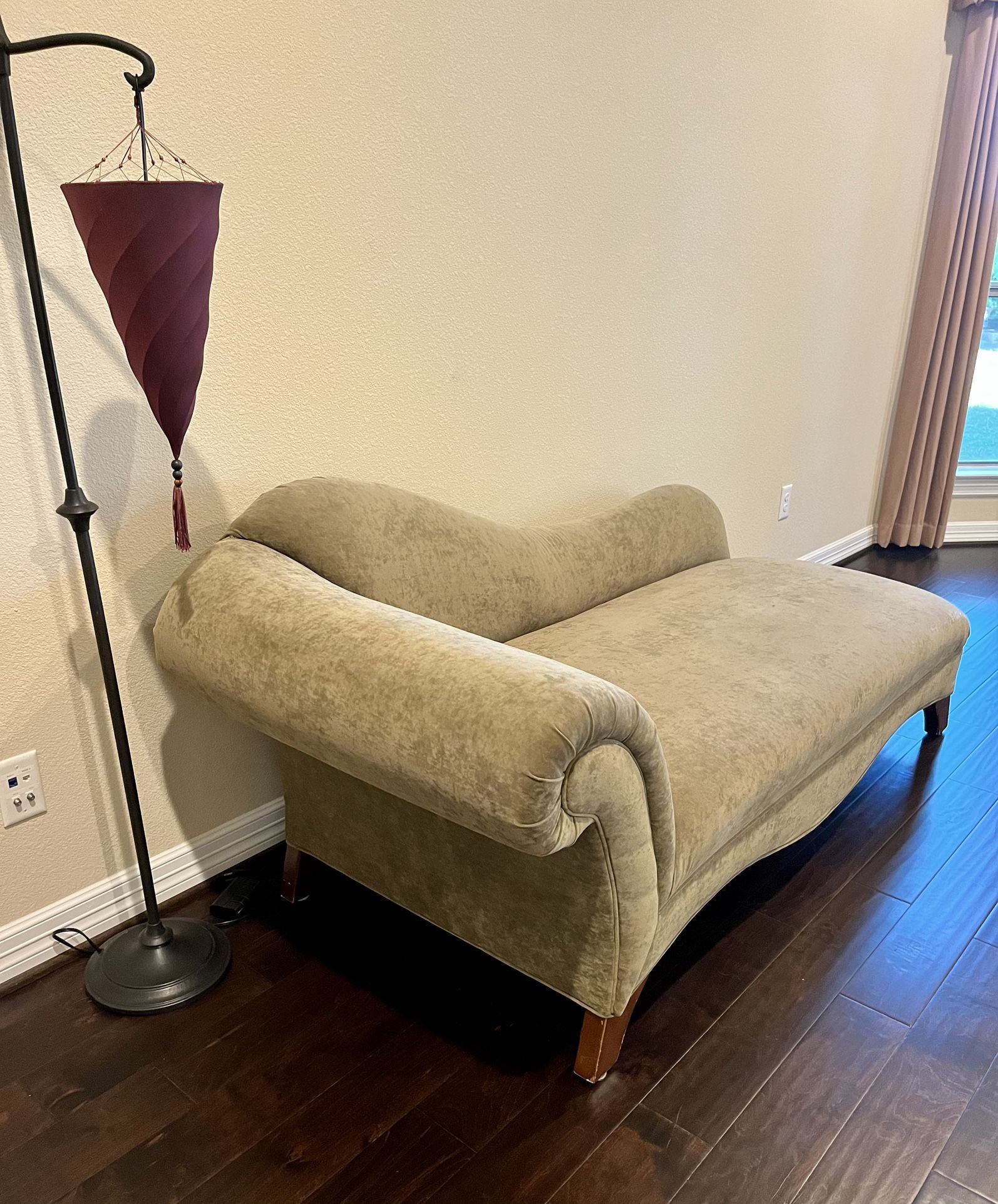 Chaise Lounge Chair for Sale in Sugar Land, TX OfferUp