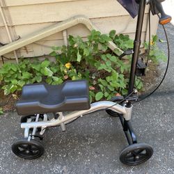 Nova Knee Scooter 