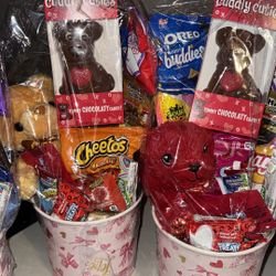 Valentines Day Snack Buckets 