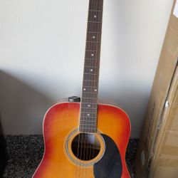 Spencer Acoustic Guitar 
