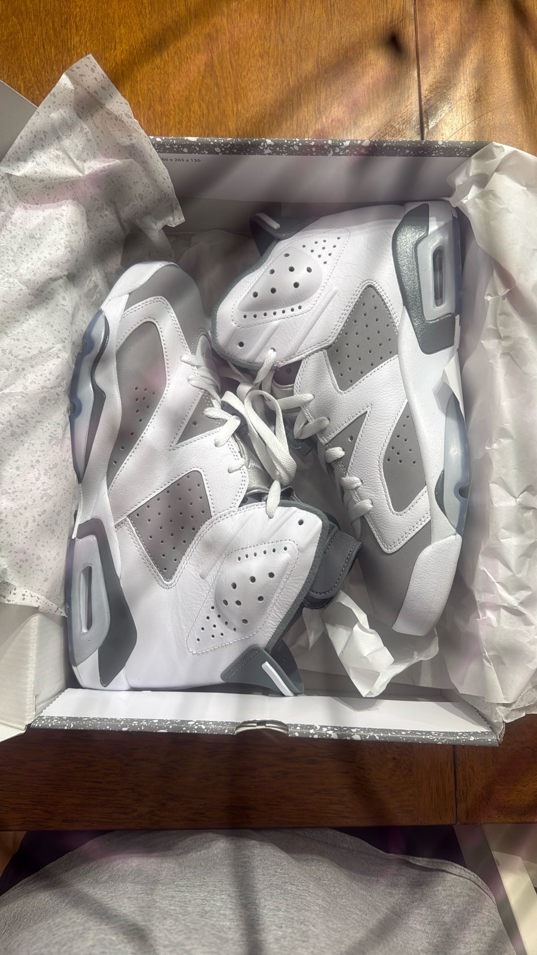 Jordan Retro 6 Cool grey /white M11