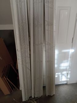 Window wood blinds need brackets 71wide 60 ht pick up in Florence KY