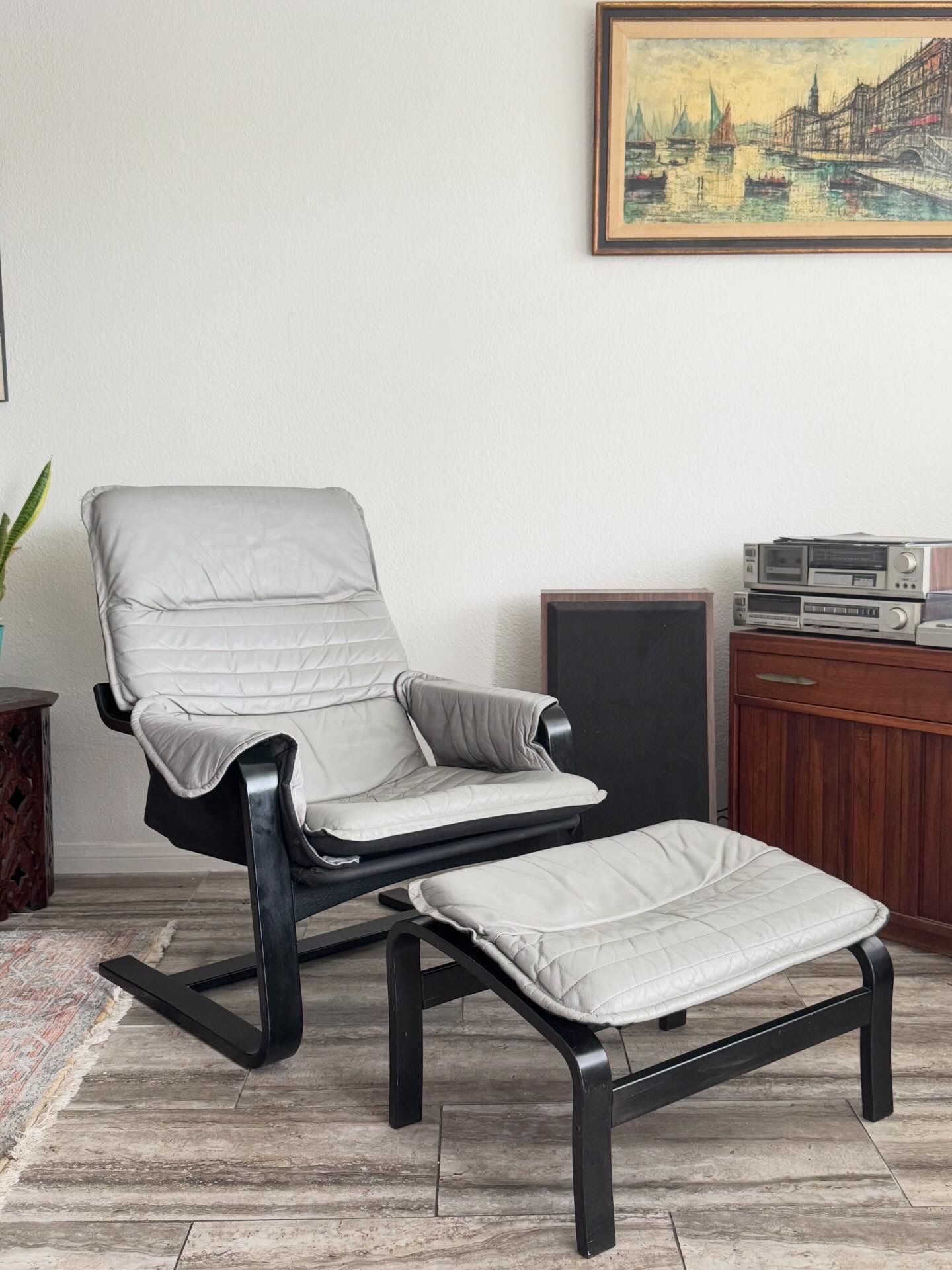 Vintage Leather Lounge Chair
