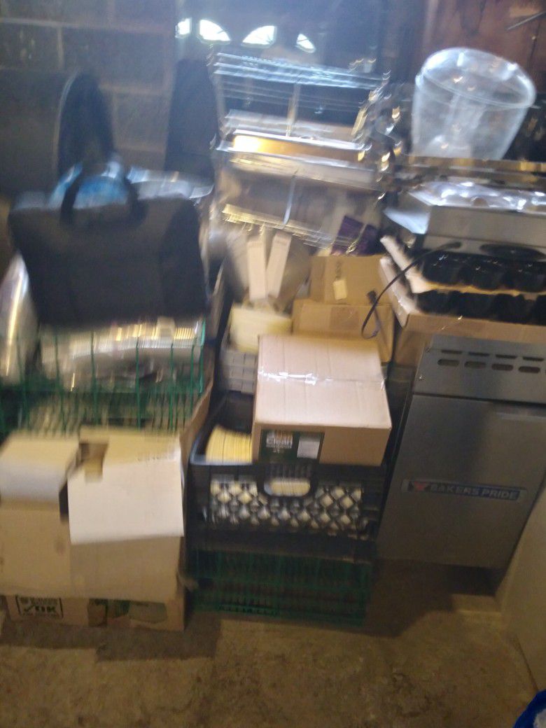 I Have  Food Warmers 1 Deep Fryer Brand New Dishes Everything 2,000
