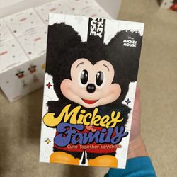 100% AUTHENTIC POP MART Disney Mickey Family Cute Together Keychain 1 Blind Box