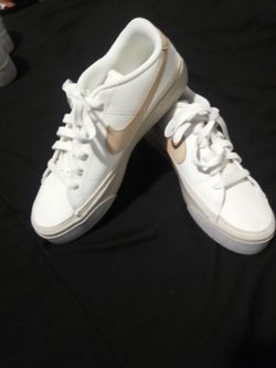 Nike size-6