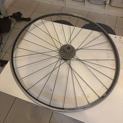 Wheel Set- Shimano cassette 	•	Jalco ARX2000 rim 	•	straight/clean