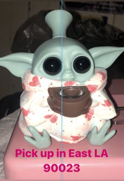 Special Edition Valentines Day Baby Yoda Silicone Pipe 