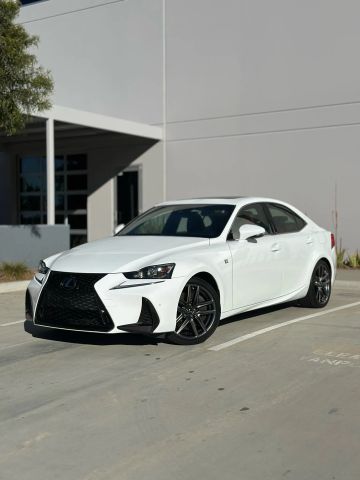 2018 Lexus IS