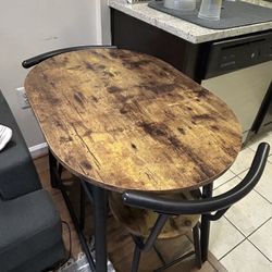 Table & Chair Set