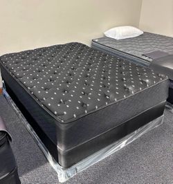 New Black Cooling Pillow Top Mattress with Box Spring