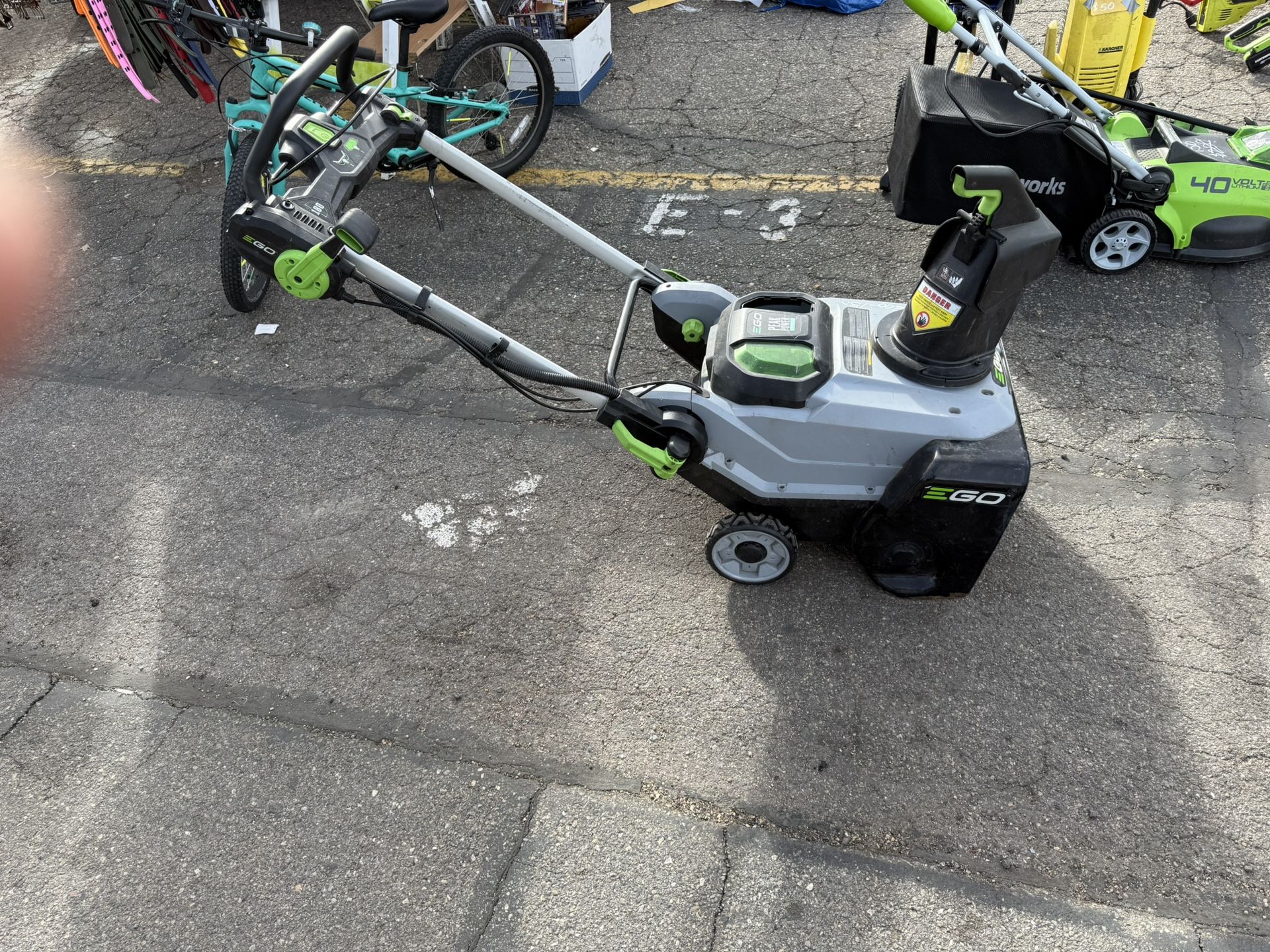 Battery Snow Blower