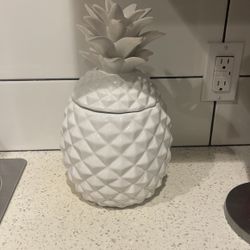 pineapple jar