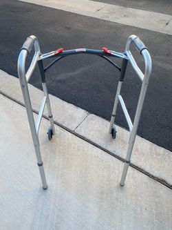 Front wheeled walker