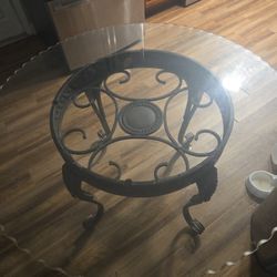 Glass Top Heavy Beautiful Table And Chairs