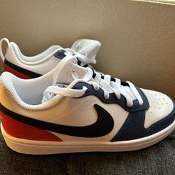 Nike Court Borough Low BG Youth 5.5