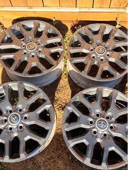 Tire for 2022–2025 Toyota Tundra Limited