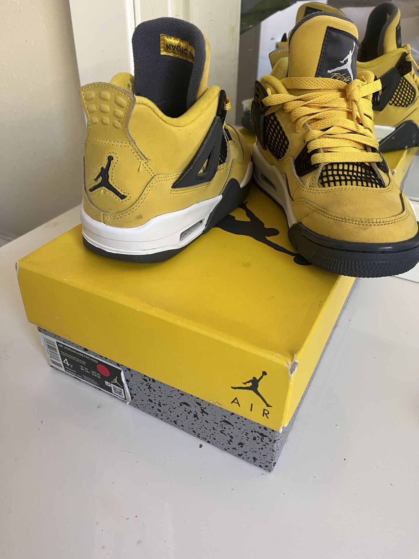 Lightning 4s