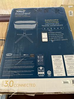 HALO BassiNest Connected Swivel Sleeper 3.0 Smart Baby Bassinet(UNOPENED)