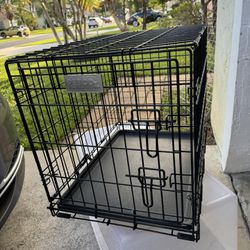 Petco Medium Sized Dog Crate