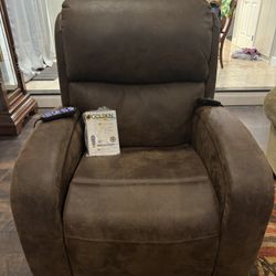 Golden Power Lift Recliner