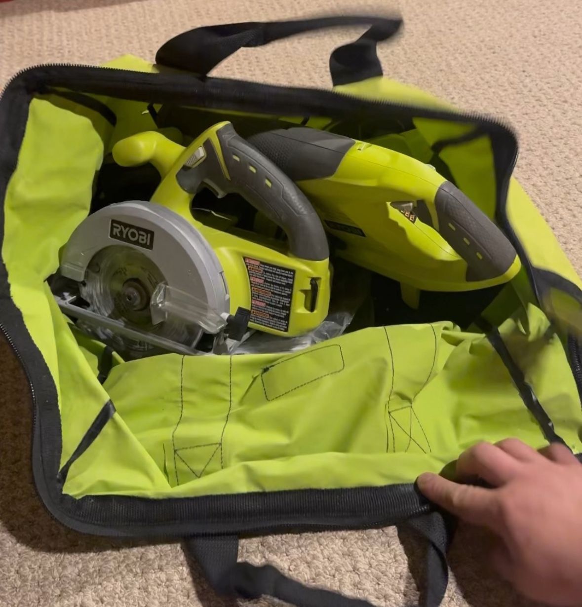 Ryobi One+ 18V 5 Tools Set Charger and 1.5ah Battery