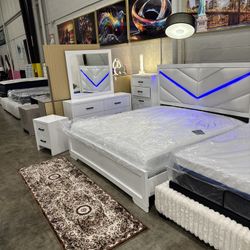 Queen 5 Pc Bedroom Set