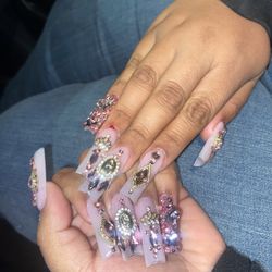 Charms Nail