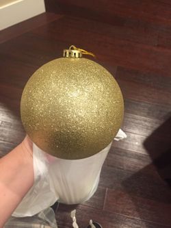 Large gold plastic glitter ornaments