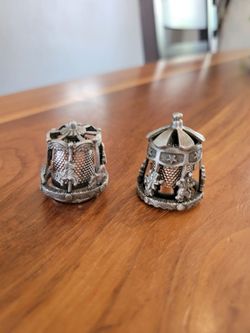 Nicholas Gish Carousel Thimble