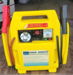 Northern Industrial Tools 12V Portable Jump Starter Power Booster 16760