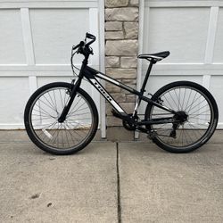 Trek MT200 24” bike