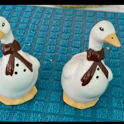 Vintage Duck Salt & Pepper Shakers