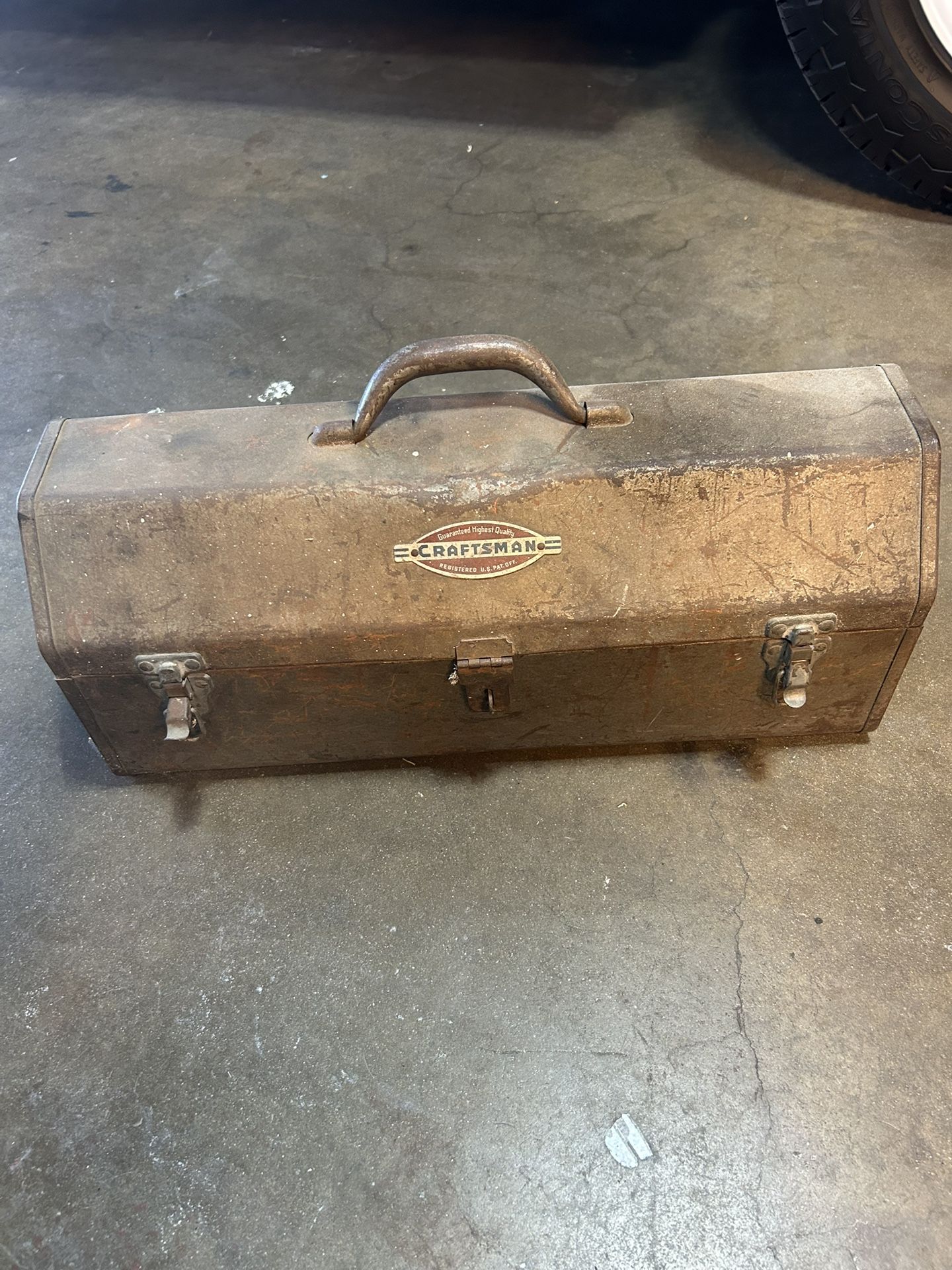 Metal Craftsman Toolbox- Vintage