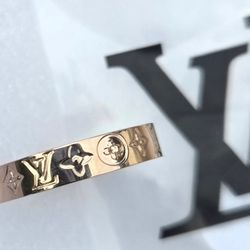 Ring Rose Gold Size 6 NEW with Box 