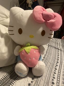 Hello kitty plushie