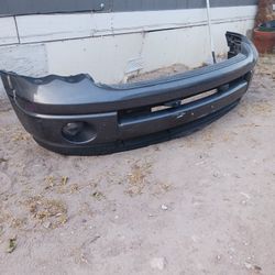 02-05 Dodge Ram Front Bumper.