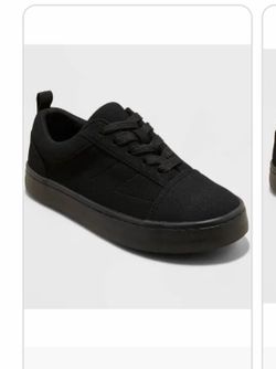 Unisex art class sneakers size 2