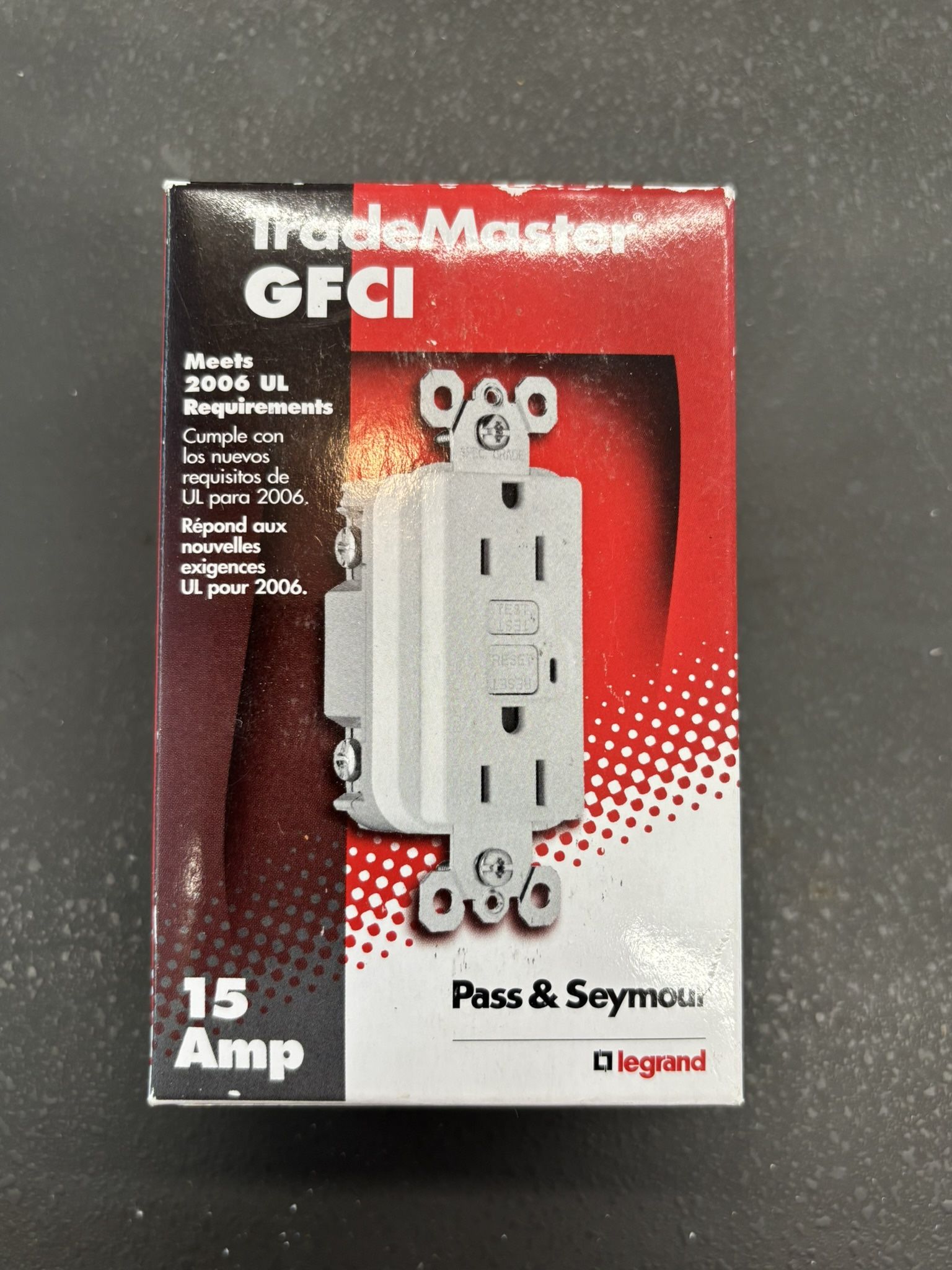 Pass & Seymour Ivory 15-amp GFCI Receptacles