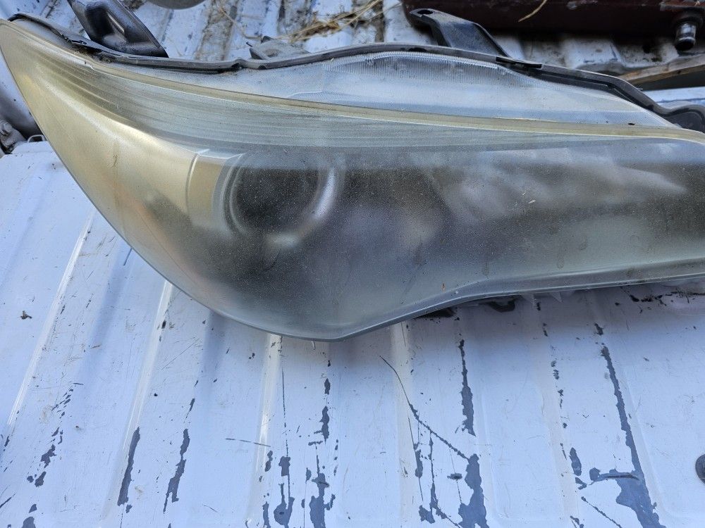 2017 Toyota Camry Headlights