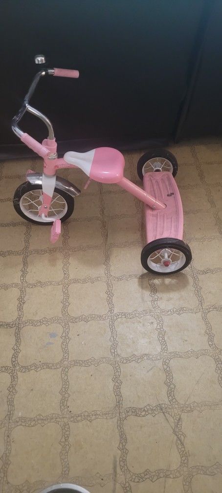 Girls Pink Tricycle.