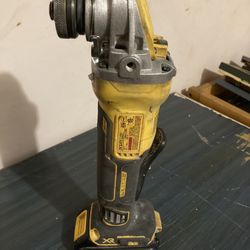 DEWALT 20V MAX* XR Brushless Cordless 4-1/2 - 5 in. Small Angle