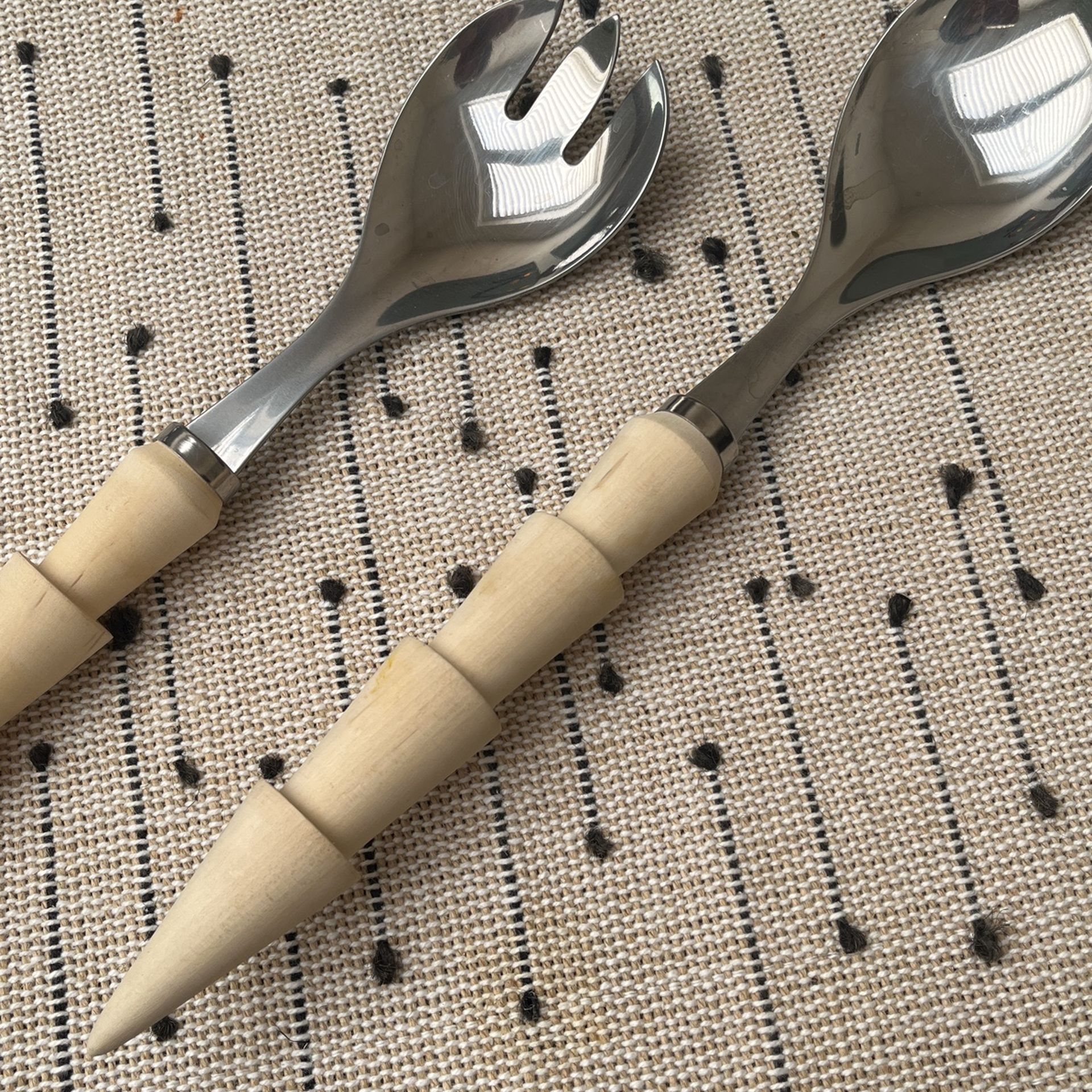 Wooden Handle Salad Tongs
