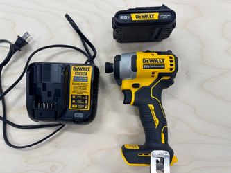 Dewalt Atomic Impact Driver 20V set battery and charger