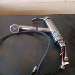 Kitchen faucet
