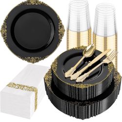 plastic dinnerware set