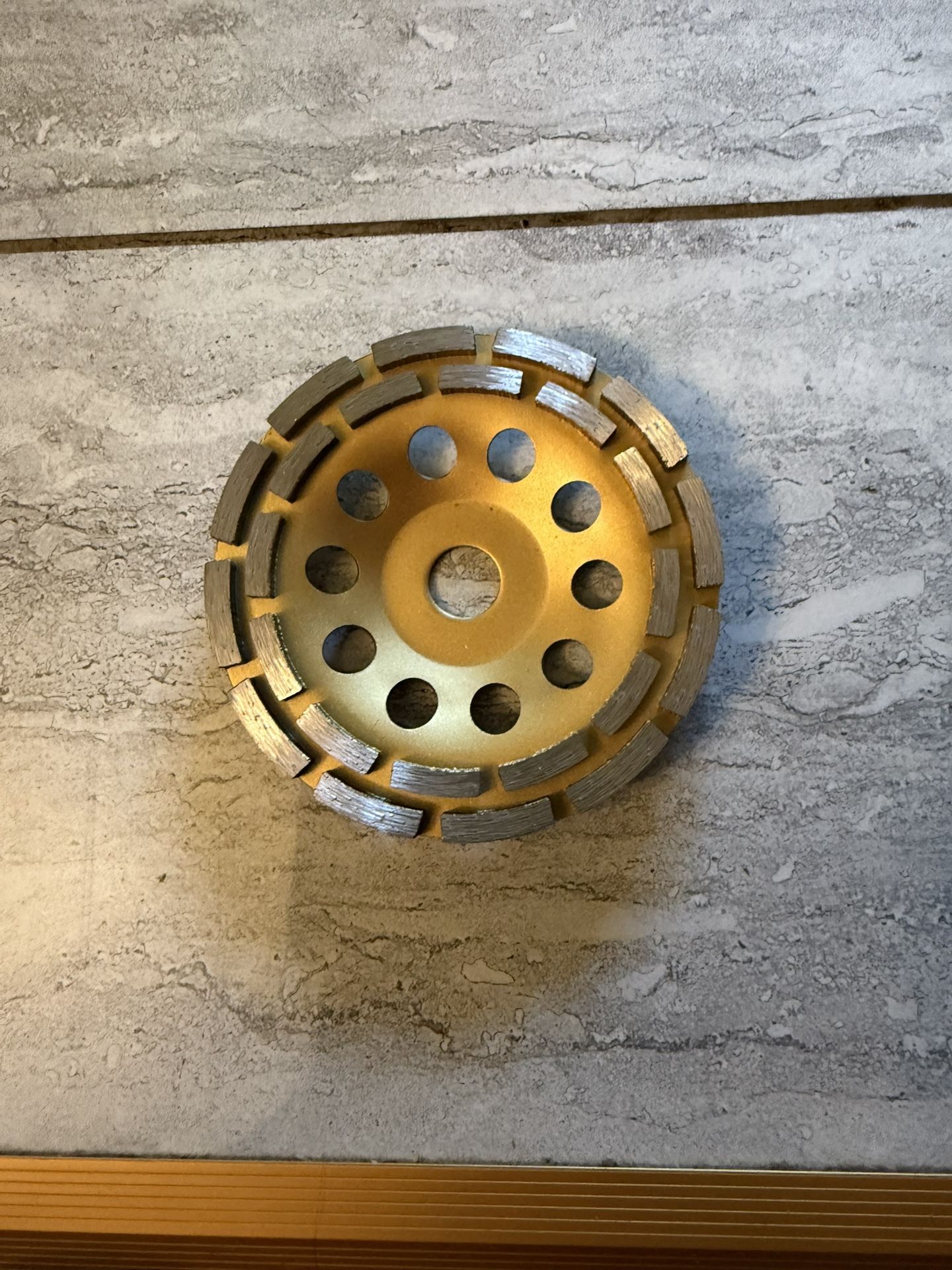 (125)-22.23mm. Hole Diamond Cement Grinding Pads 