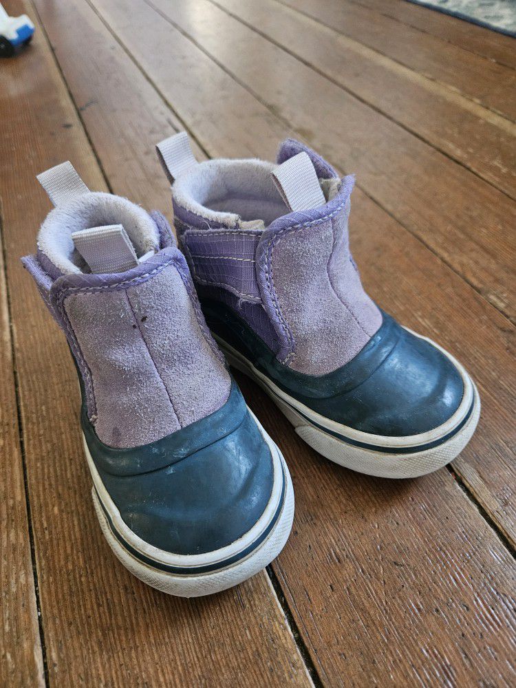 VANS MTE purple sneakers for toddlers
