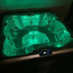 10k 2022 Jacuzzi 235 Spa For 5 Plus ////////////